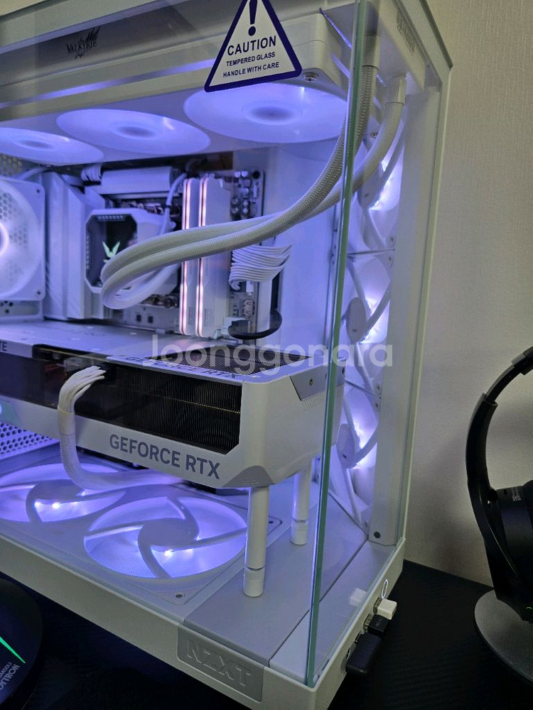 9800x3d 4080 화이트 게이밍 데스크탑--1