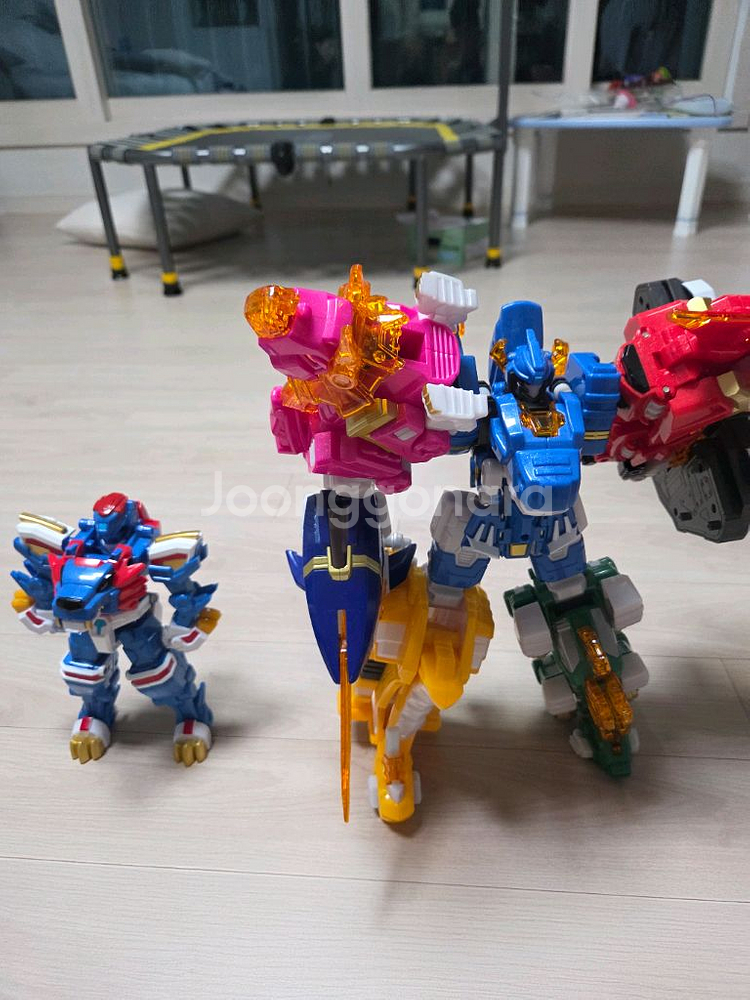 미니특공대 로봇+피규어--2