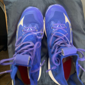 미즈노 라이트닝 네오