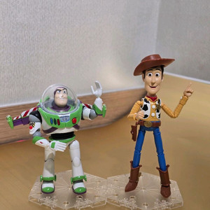 토이스토리 우디 버즈