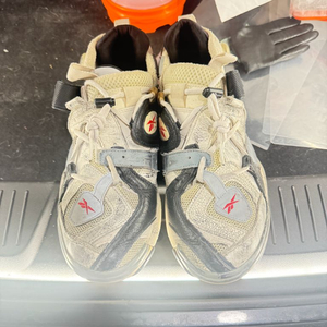 베트멍 퓨리 꼬르소꼬모 275