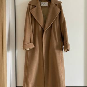 막스마라 마누엘라 36