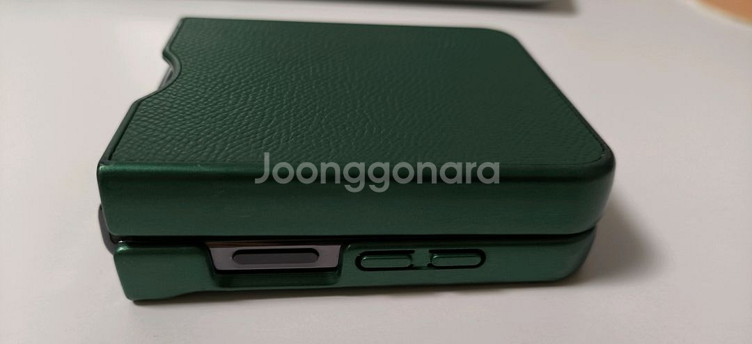 Z플립4 하드케이스 (힌지X)--3