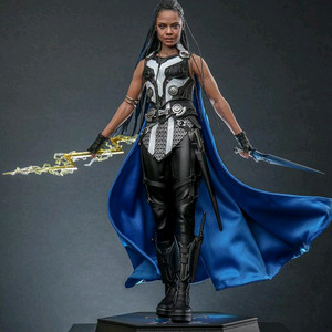 핫토이 MMS673 토르 러브 앤 썬더 발키리