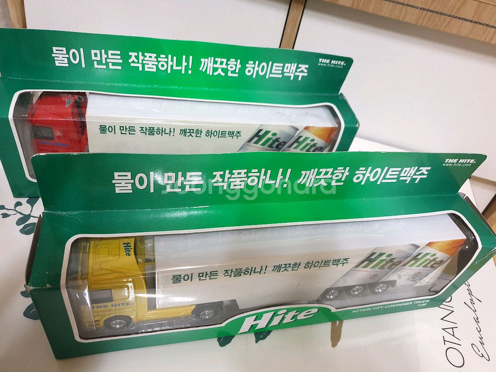 트럭 미니카 다이캐스트 하이트맥주 벤츠악트로스--0