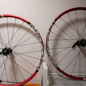 펄크럼 레드파워XL 휠셋