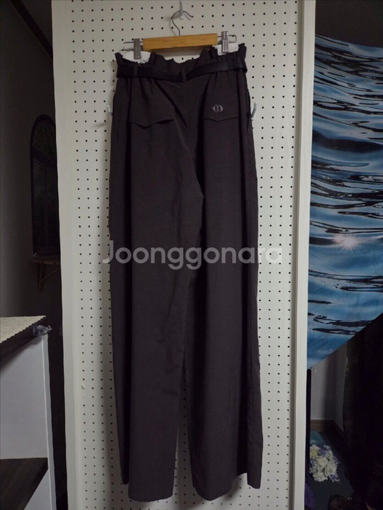 럭키슈에뜨 벨트 사이드 밴딩 와이드 팬츠 36--9