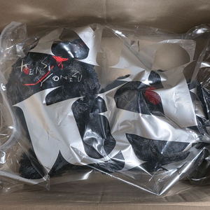 요네즈 켄시 미개봉 검정 네코 팝니다