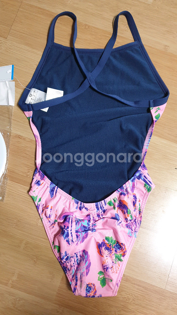 아레나 로즈 텍스처 수영복, 졸린 휜핑 팜트리 수모--3