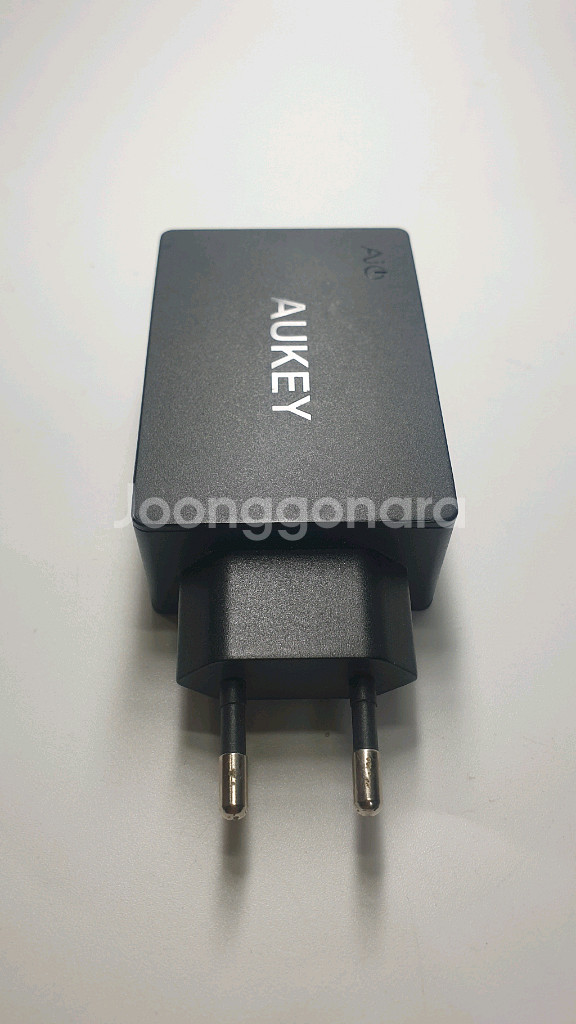 Aukey PA-T2 고속 충전기--2