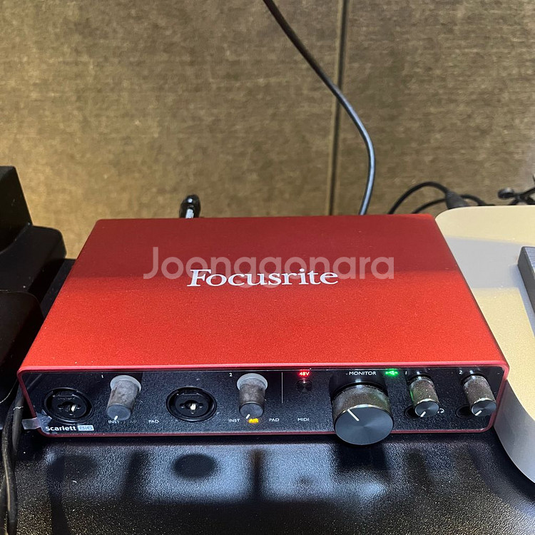 포커스라이트 스칼렛 8i6 (3rd Gen)--0