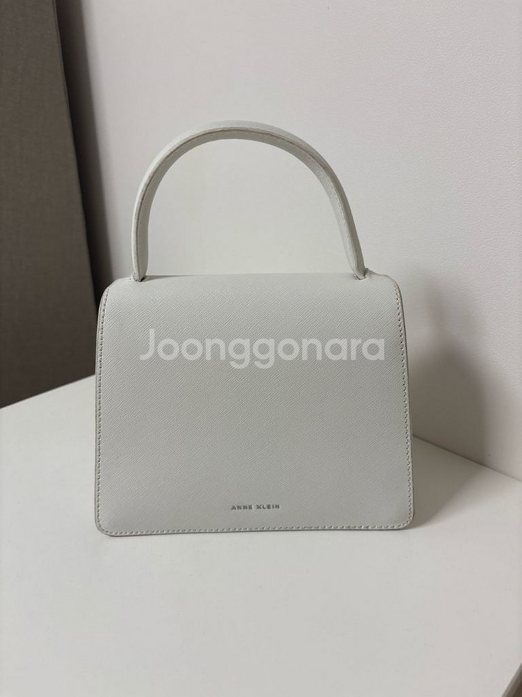 앤클라인 소가죽 화이트 미니 가방 미니백--4