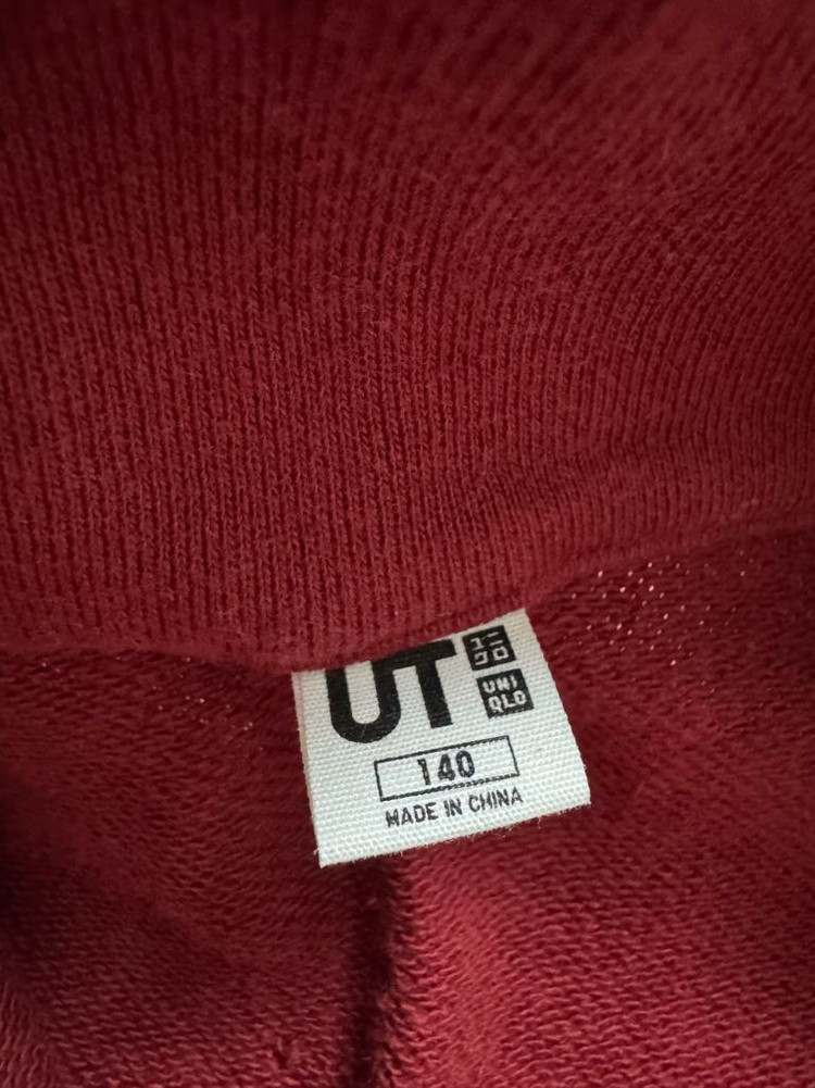 유니클로140 산리오 키티 쿠로미 상의 2개 일괄--2