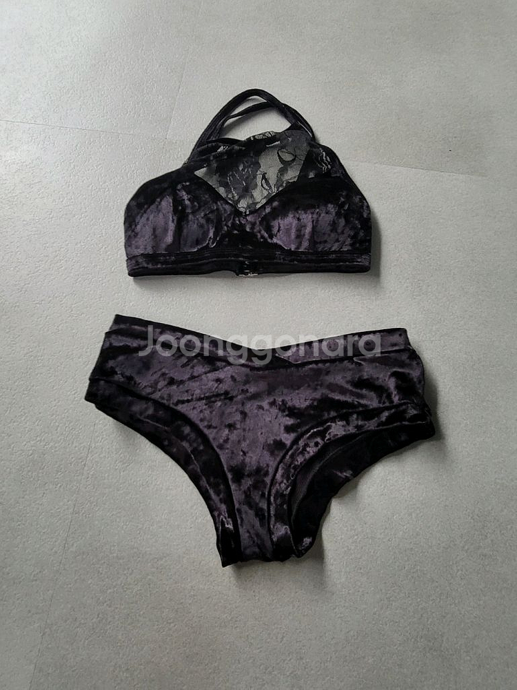 폴댄스 옷 폴복 판매합니다.--0