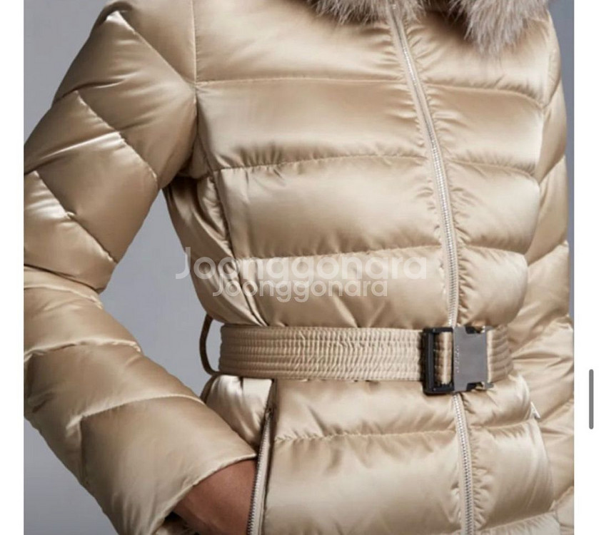 몽클레어큐피돈 2사이즈 (리얼퍼제품) 새상품 급처--3