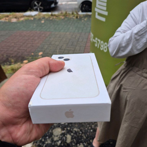 아이폰13 미개봉 화이트