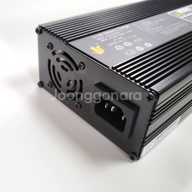 48V 리튬이온 충전기 충전전압54.6V 5A--2