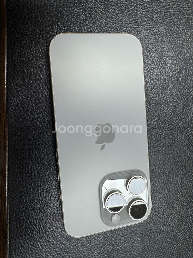 아이폰16프로 네추럴티타늄 256GB 미국판 무음--6