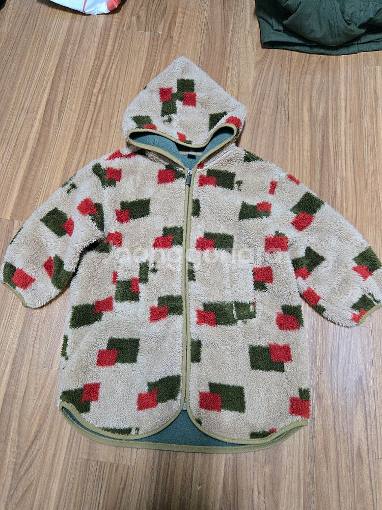 모이몰른 뽀송이 자켓 120--0