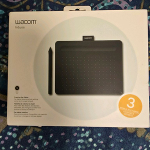 와콤 인튜어스 CTL-4100 펜 태블릿 유선모델.