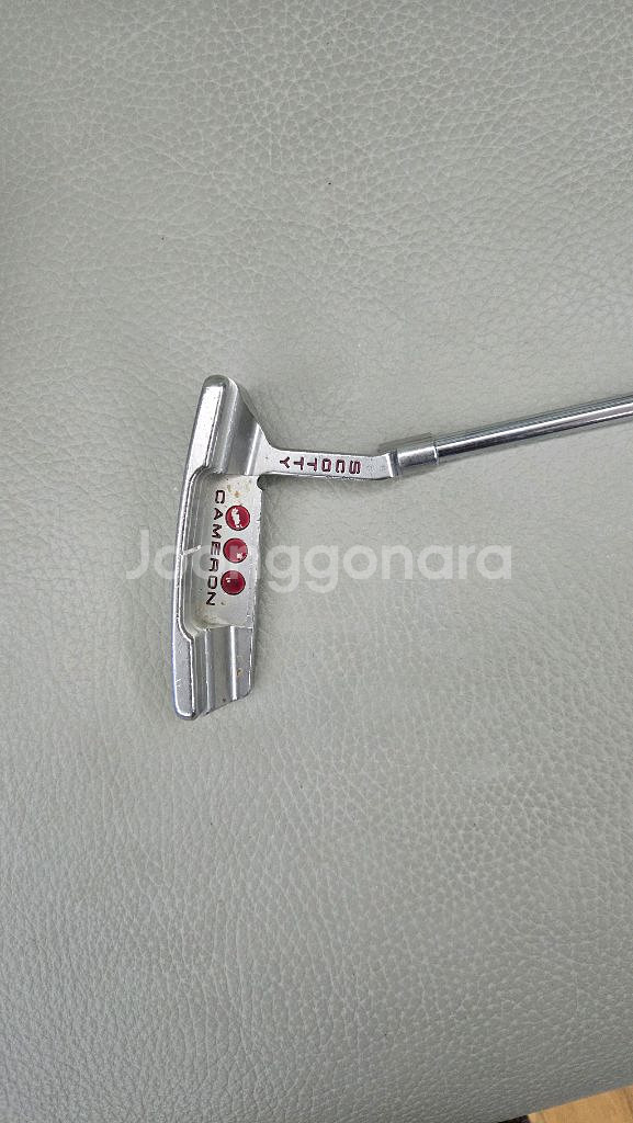 타이틀리스트 스카티 카메론 퍼터팝니다--1