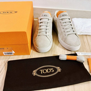 토즈 XXM04L0HZ40RE0C006 스웨이드 스니커