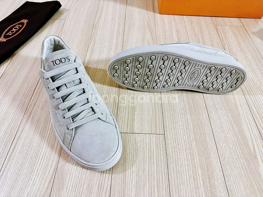 토즈 XXM04L0HZ40RE0C006 스웨이드 스니커--3