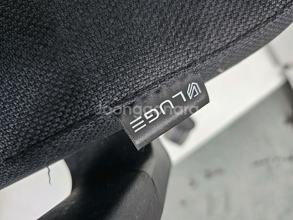 루게메쉬의자 중고 개당가격입니다 방석 슬라이드형--5