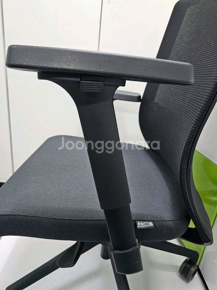 루게메쉬의자 중고 개당가격입니다 방석 슬라이드형--2