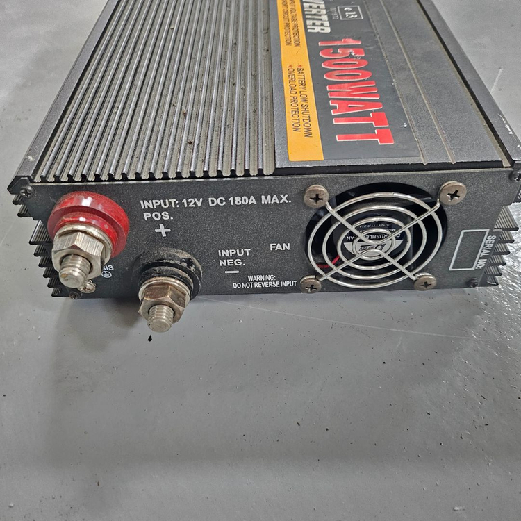 DC12V 1500WT 180A 인버터 이미지