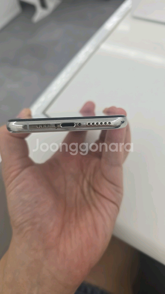 A급 아이폰XS 64기가팝니다--2
