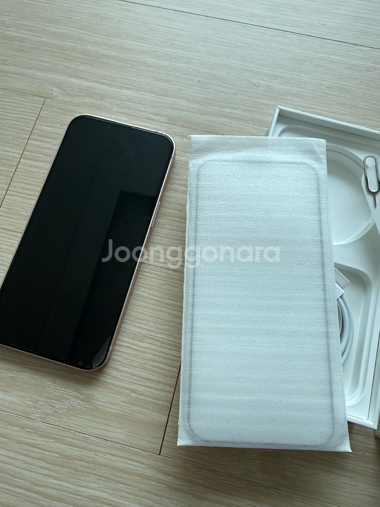 아이폰13 핑크 256GB 팝니다! A급--7