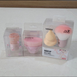 미니소 핑크팬더 메이크업 브러쉬 퍼프 세트 새상품