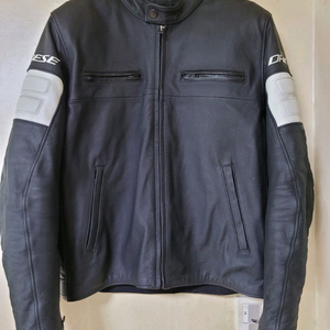 다이네즈 SAN DIEGO 가죽 자켓 56