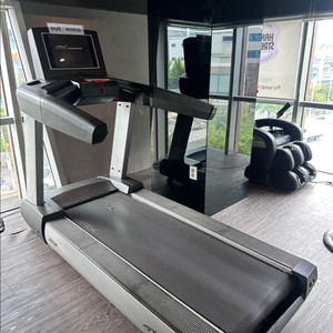 테하 런닝 머신 2대 및 디랙스 좌식 사이클 팝니다