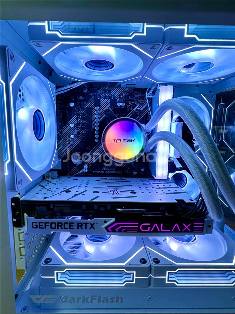 데스크탑 PC 컴퓨터 팝니다. 게이밍·영상편집·화이트--2