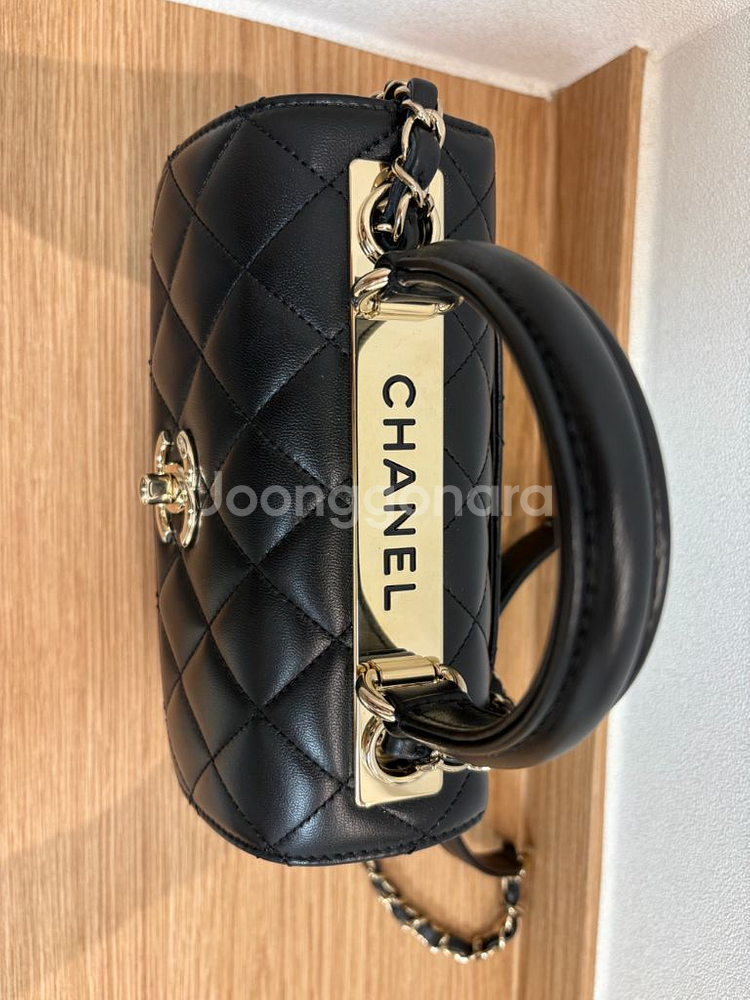 (정품) 샤넬 트렌디 CC 핸들 장식의 미니 플랩백--1