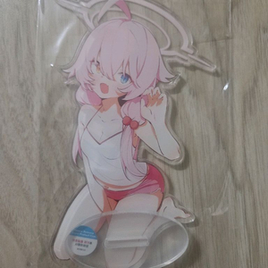 블루아카이브 호시노 아크릴 스탠드 판매합니다!