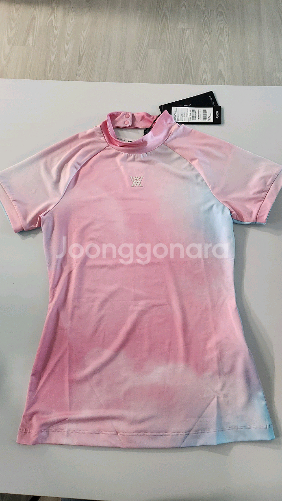 (새상품) 어뉴골프 그라데이션 티셔츠 스커트 세트--5