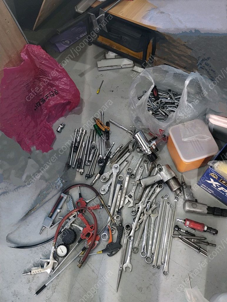 카센터 수공구 이미지