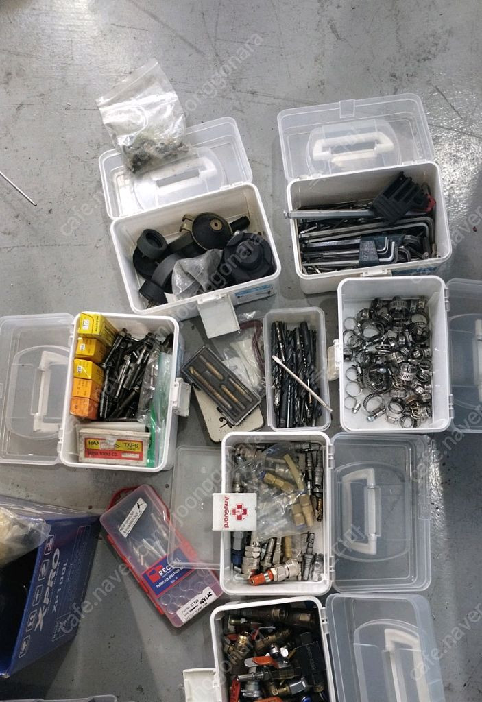 카센터 수공구 이미지