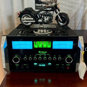 메킨토시 ma12000 75주년 기념모델 판매합니다.