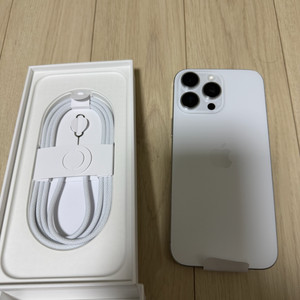 아이폰 16 프로 맥스 화이트 256G 미사용 리퍼폰