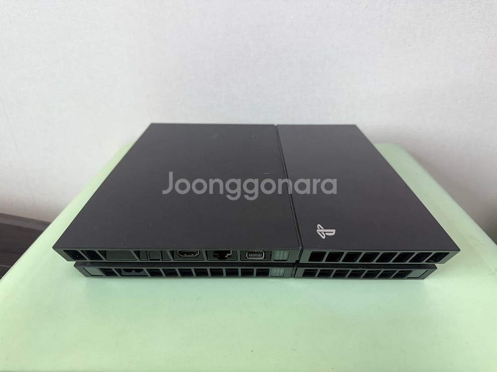 PS4 1005a 500GB팝니다.--2