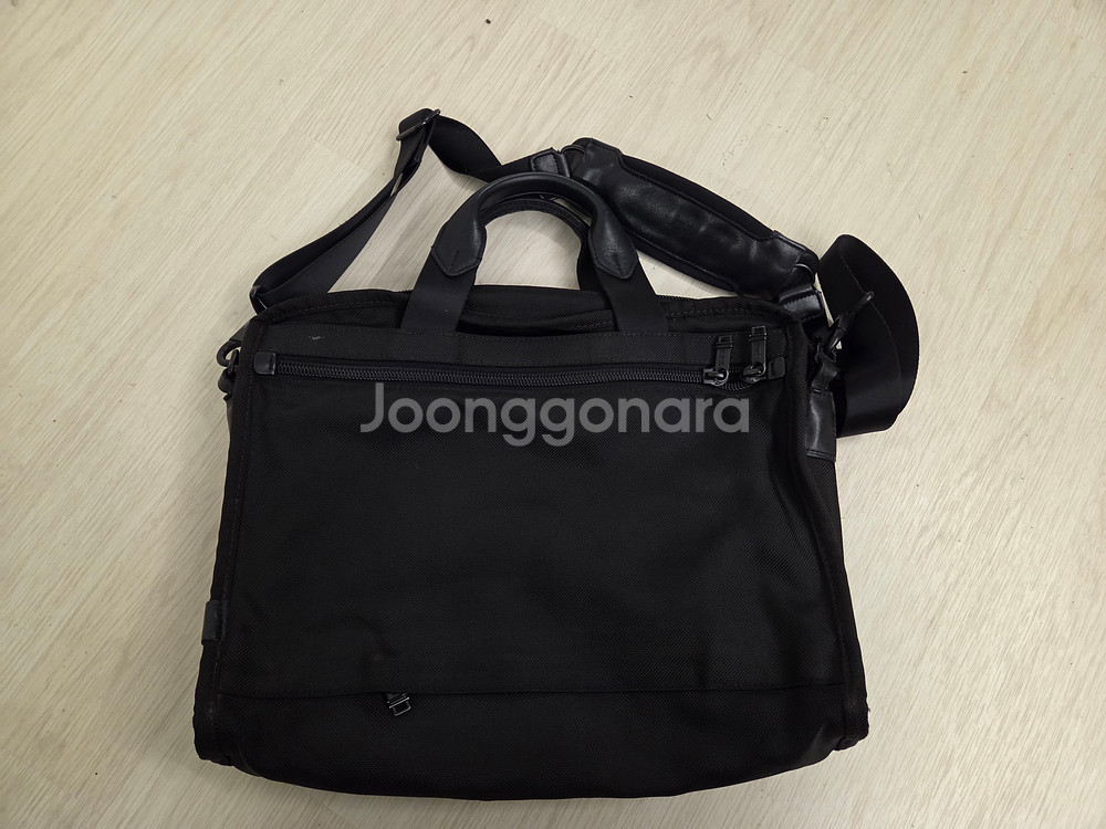 투미 알파 오나이저 노트북및 서류가방--4