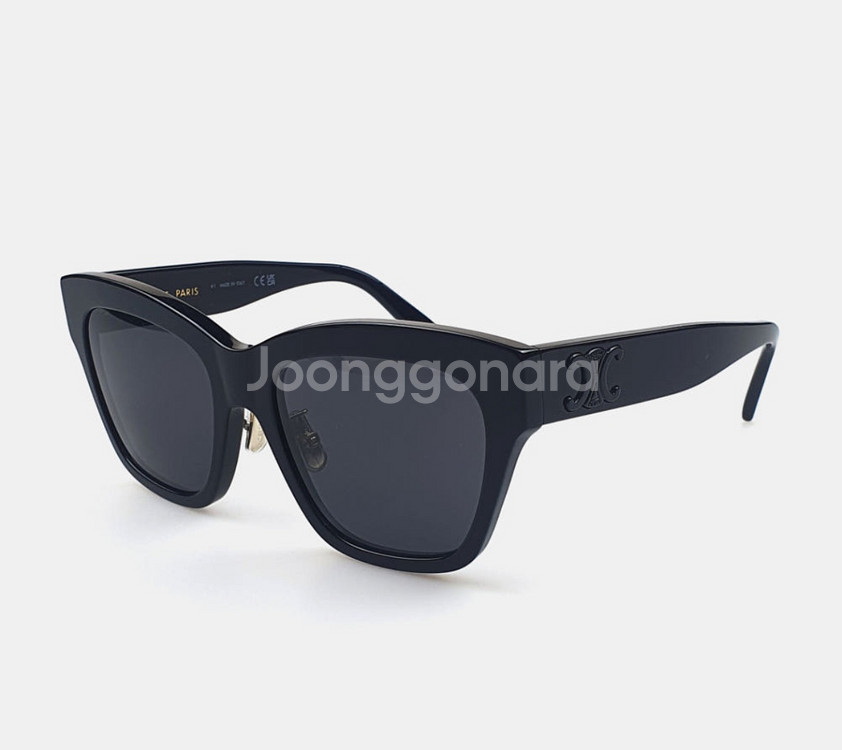 셀린느 트리옹프9 선글라스 (블랙로고)--3