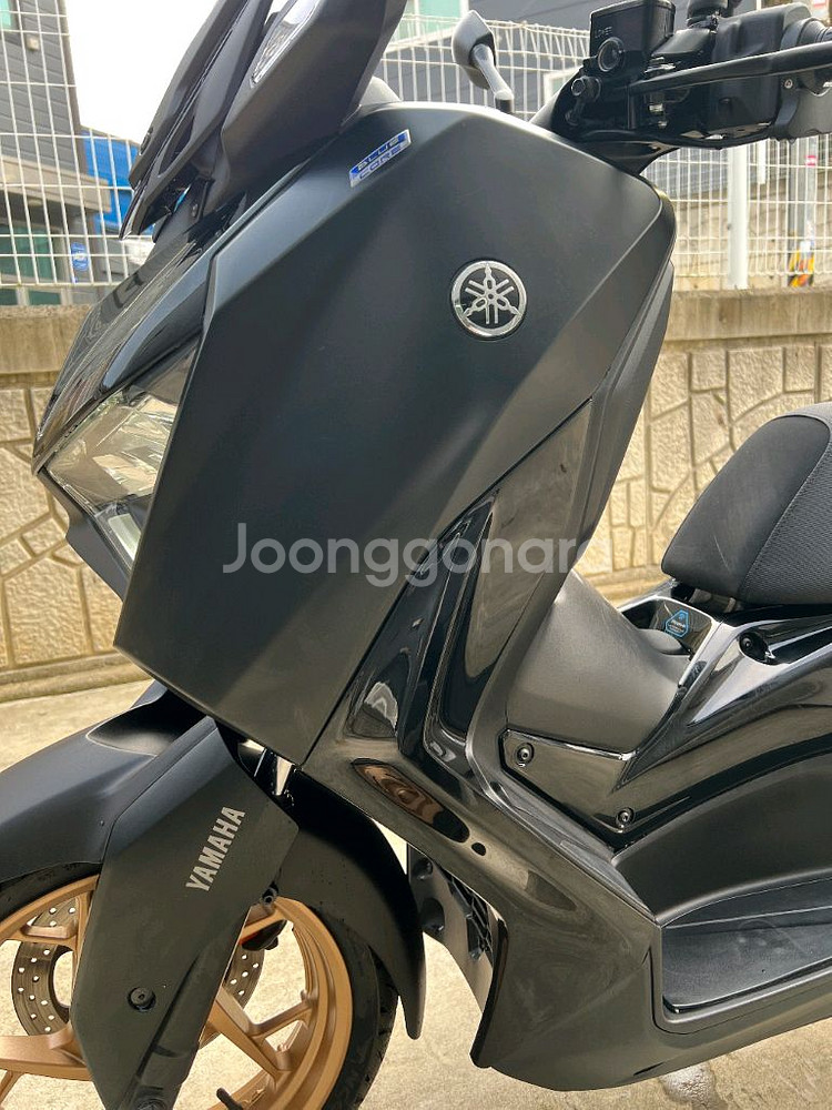 23년식 야마하 XMAX 300 블랙 페리모델 판매--7