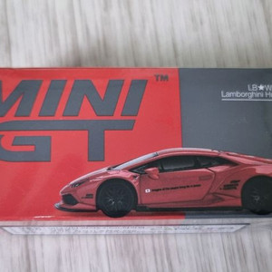 미니지티 우라칸 LBKW 판매합니다.