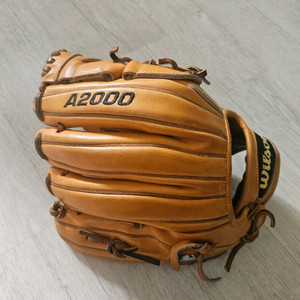 윌슨 a2000 12인치 투수 오더 글러브