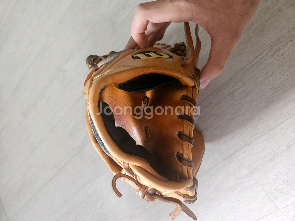 윌슨 a2000 12인치 투수 오더 글러브--4